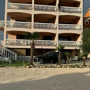 apartments-bernarda-nin.hotelinzadar.com/