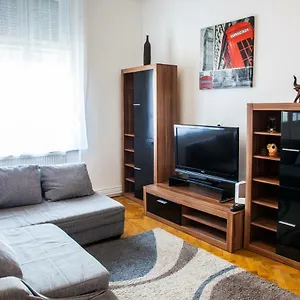 inner-city-apartment.hotels-hajduszoboszlo-hungary.com/